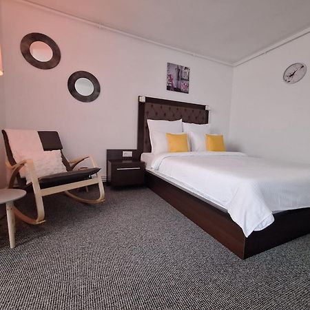 Onyx - Radiance Aparthotel Brașov Exterior foto